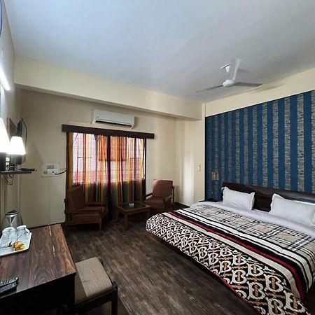 Gautam Hotel Варанасі Екстер'єр фото