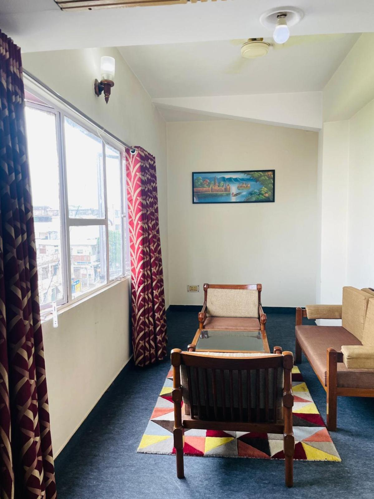 Gautam Hotel Варанасі Екстер'єр фото